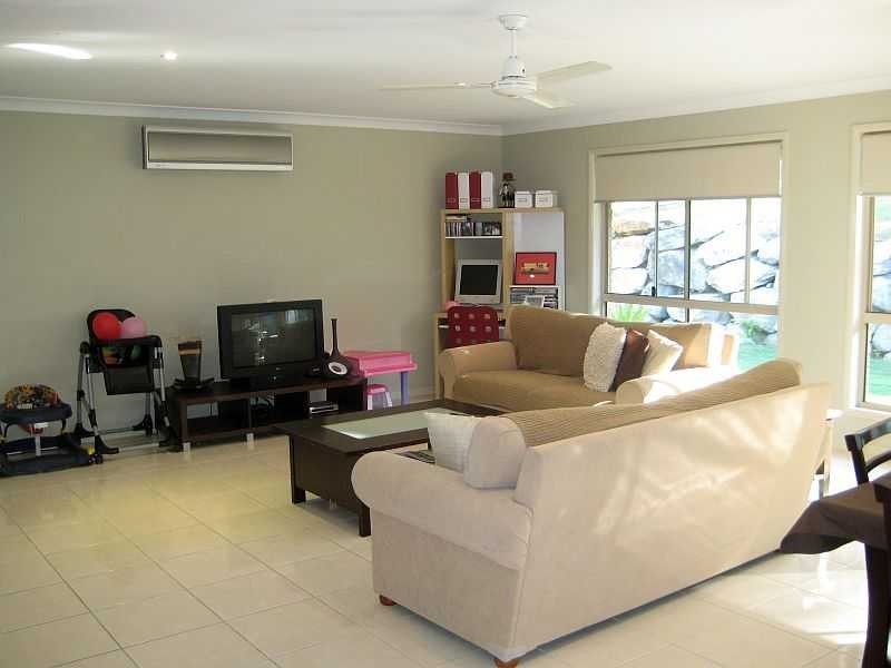 16 Capeliliy Drive, Upper Coomera QLD 4209