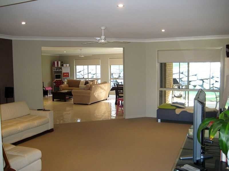 16 Capeliliy Drive, Upper Coomera QLD 4209