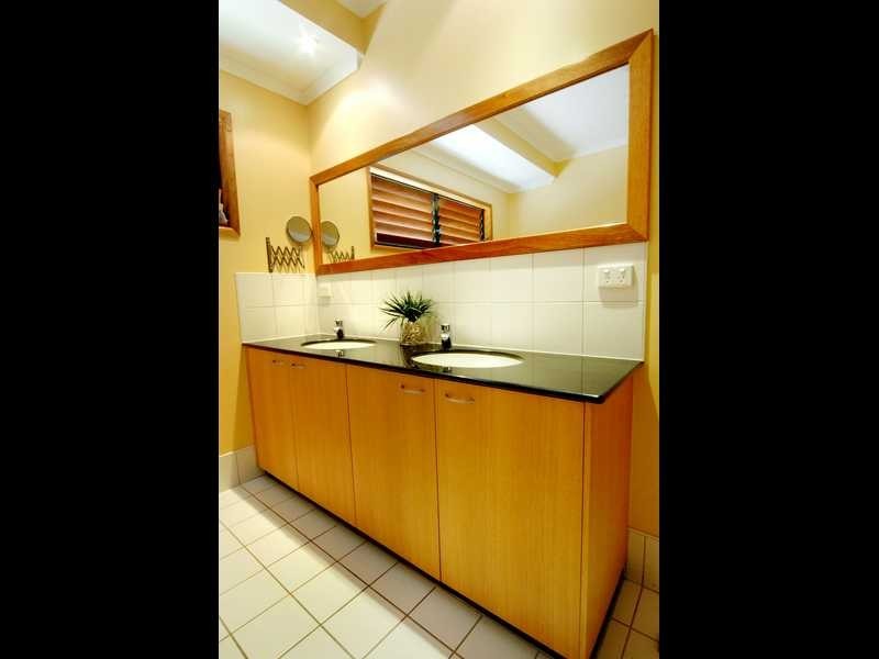 Unit 12-CAS/1 Acacia Drive, Hamilton Island QLD 4803