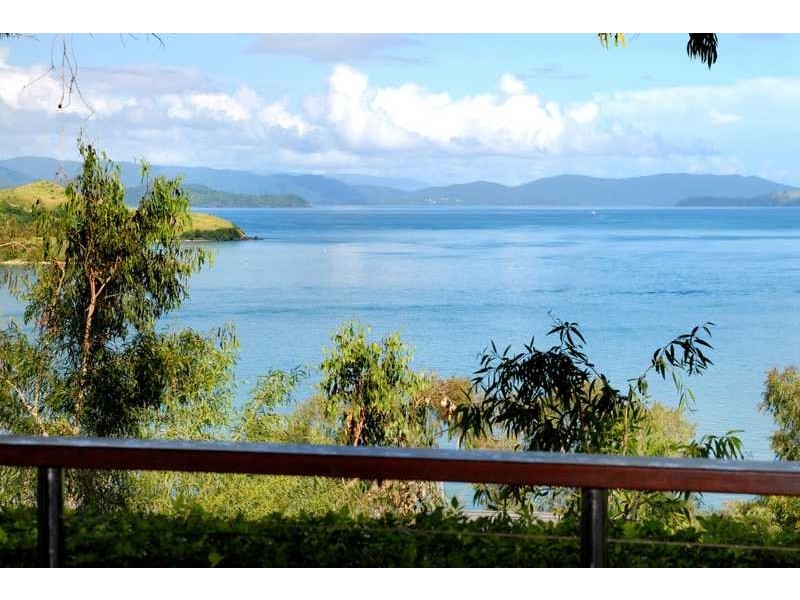 Unit 8-COM/4 Acacia Drive, Hamilton Island QLD 4803
