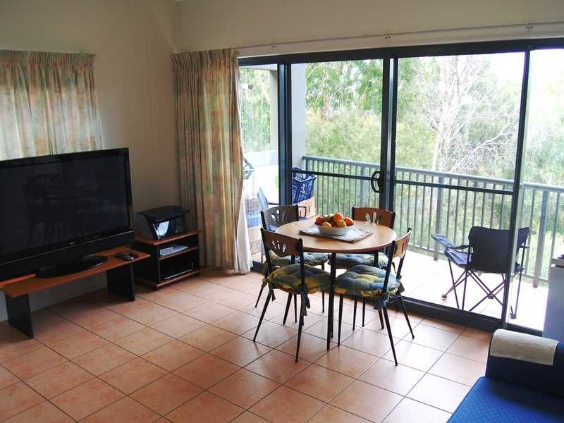 Unit D-BAY/5 Eastview Lane, Hamilton Island QLD 4803