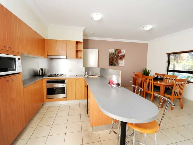 Unit 1-OAS/2 Flametree Grove, Hamilton Island QLD 4803