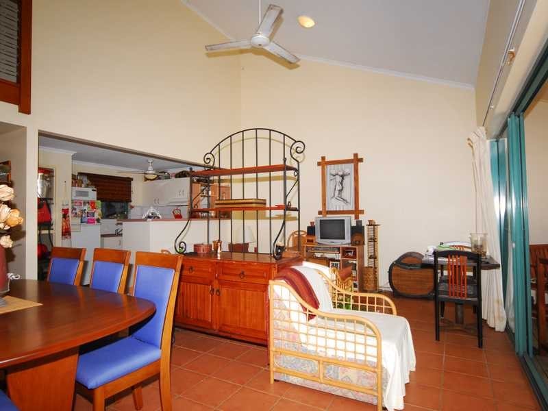 Unit J-PAND/4 Banksia Court, Hamilton Island QLD 4803