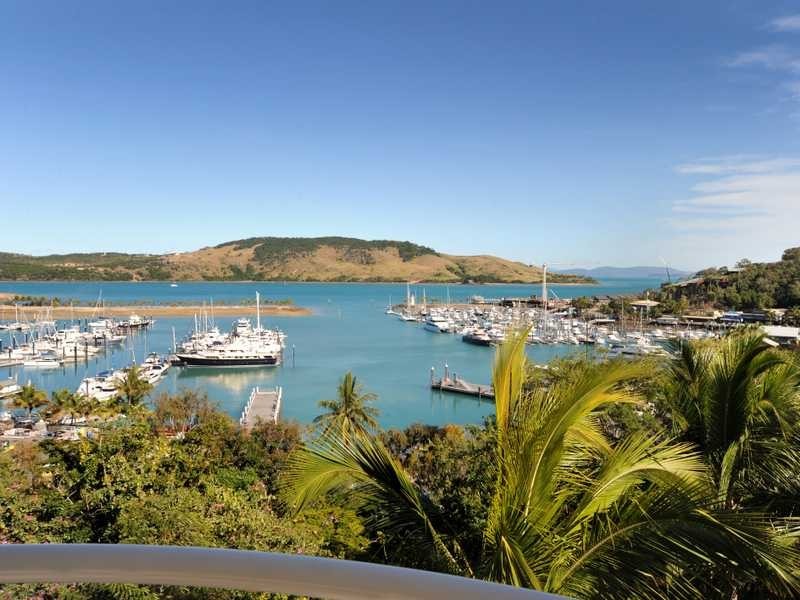 Unit 2-YHT/1 Marina Drive, Hamilton Island QLD 4803