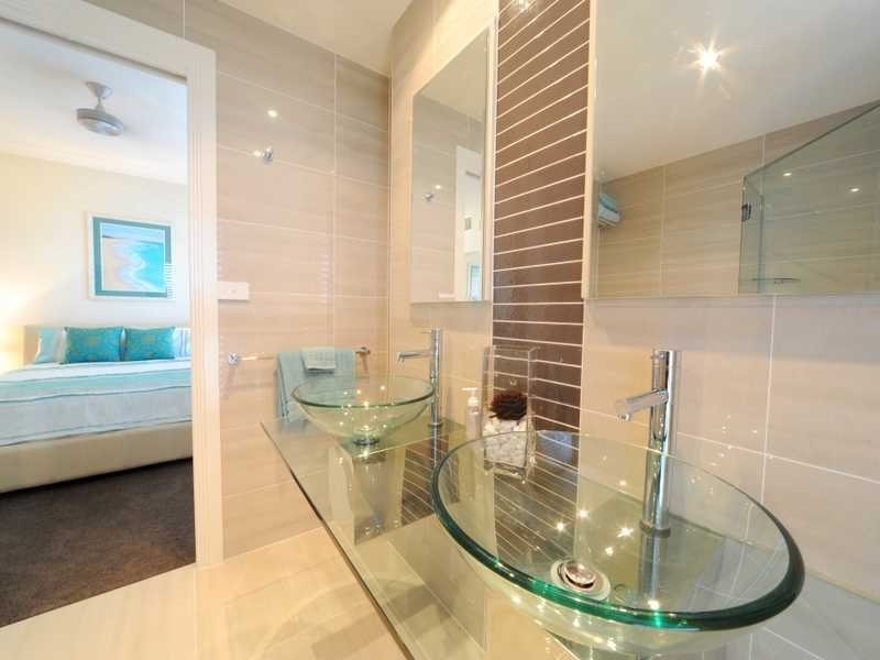 Unit 2-YHT/1 Marina Drive, Hamilton Island QLD 4803