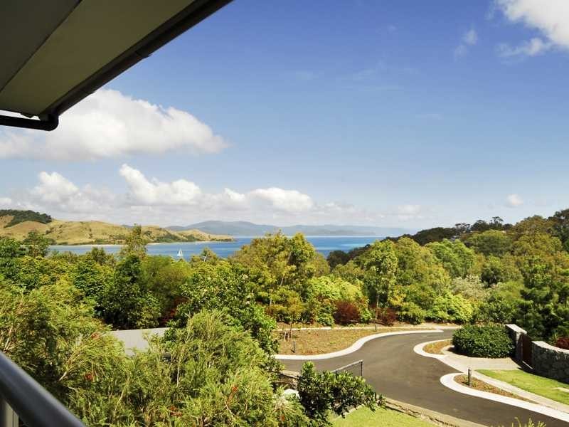 Unit 1-PEN/18 Whitsunday Boulevard, Hamilton Island QLD 4803