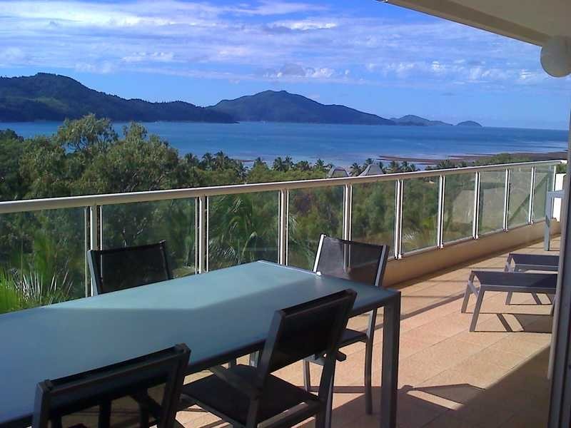 Unit 4-YHT/1 Marina Drive, Hamilton Island QLD 4803