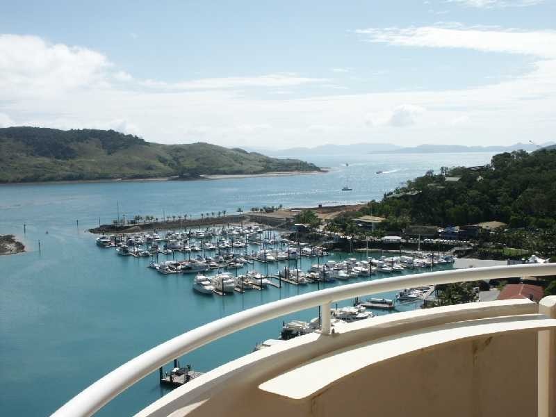 Unit 11-YHT/1 Marina Drive, Hamilton Island QLD 4803
