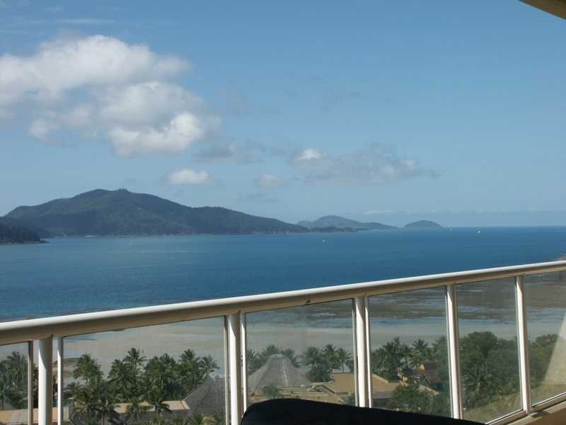 Unit 11-YHT/1 Marina Drive, Hamilton Island QLD 4803