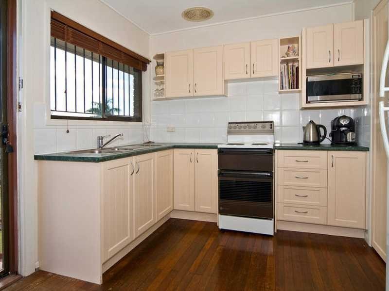 15 Lorelei St, Manly West QLD 4179