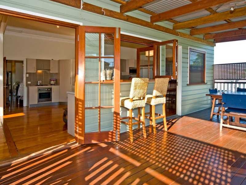 37 Fifth Avenue, Coorparoo QLD 4151