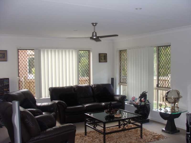 1 Turquoise Street, Redland Bay QLD 4165