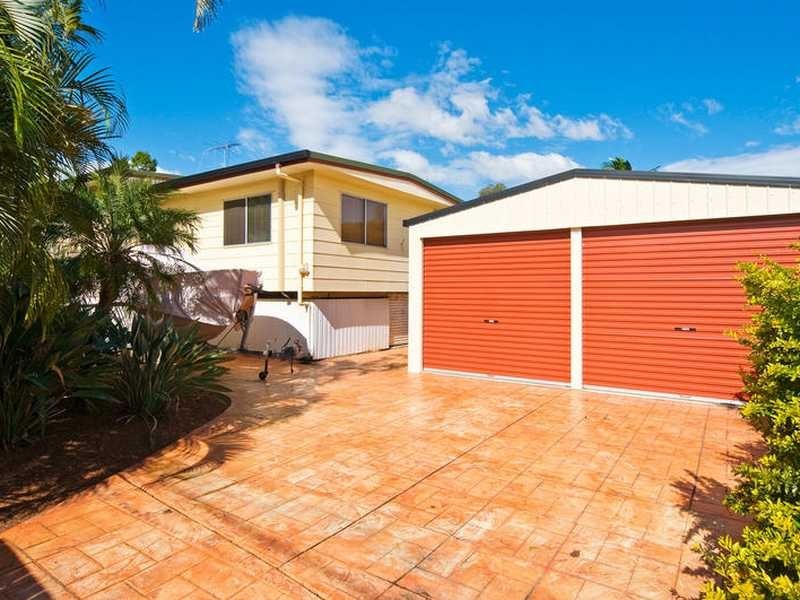 223 Kianawah Rd, Wynnum West QLD 4178