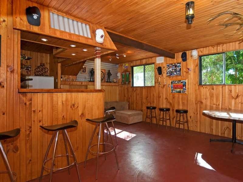 223 Kianawah Rd, Wynnum West QLD 4178