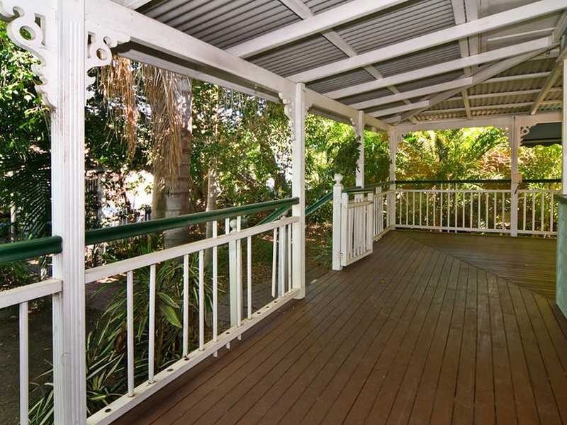 45 Alkoomie St, Wynnum QLD 4178
