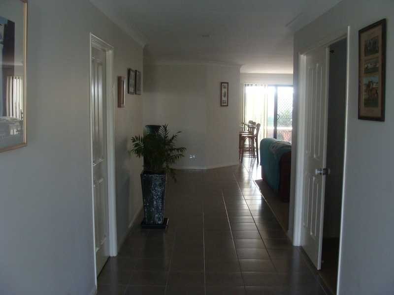 109 Gordon Crescent, Wakerley QLD 4154