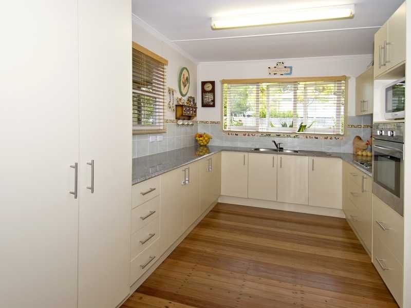 16 Stannard Rd, Manly West QLD 4179