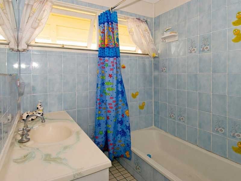 16 Stannard Rd, Manly West QLD 4179