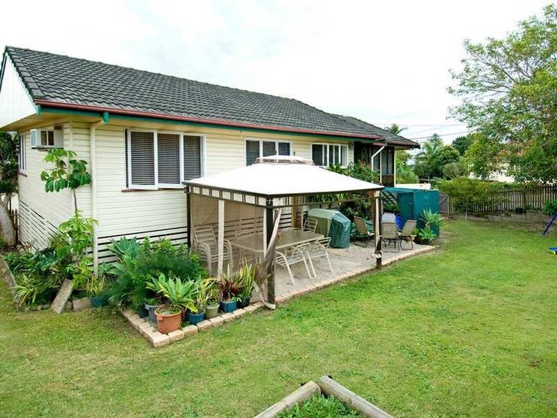16 Stannard Rd, Manly West QLD 4179