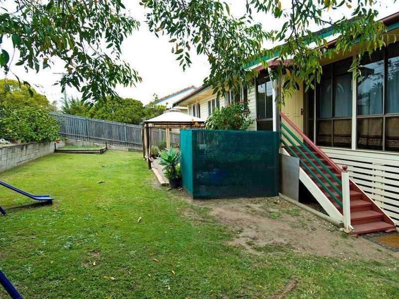 16 Stannard Rd, Manly West QLD 4179