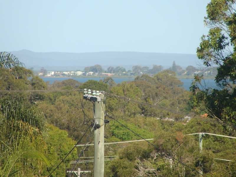 160 Raeburn St, Manly West QLD 4179