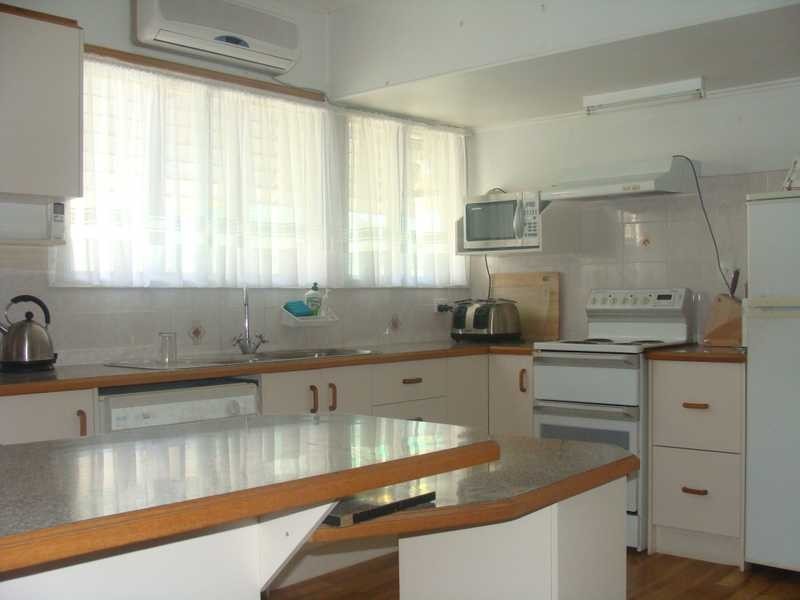 136 Henry Street, Wynnum QLD 4178