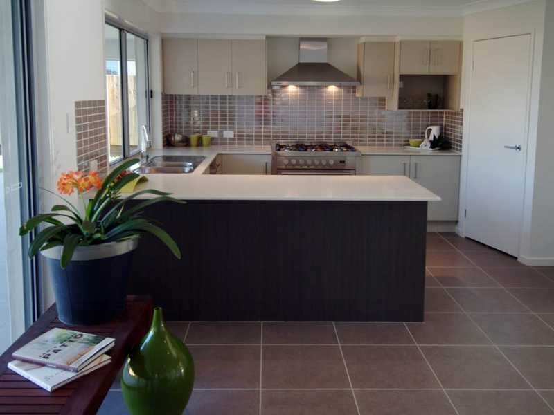 83 Gumdale St, Wakerley QLD 4154