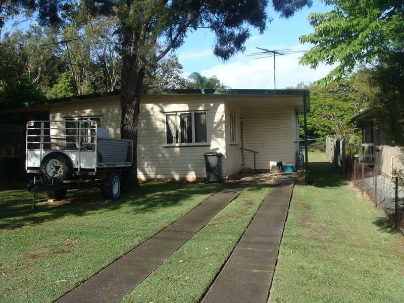 4 Empire Ave, Manly West QLD 4179