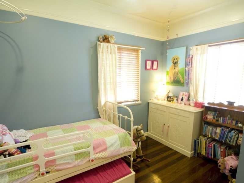 76 Petersen St, Wynnum QLD 4178