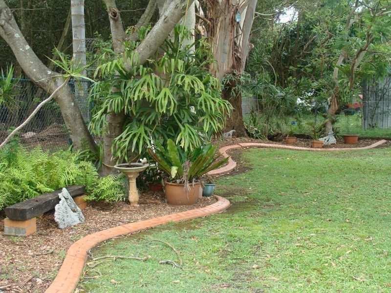 39 Kianawah Rd, Wynnum West QLD 4178