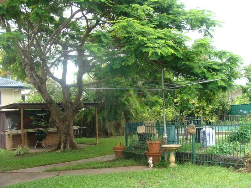 6 Gaywood St, Wynnum West QLD 4178