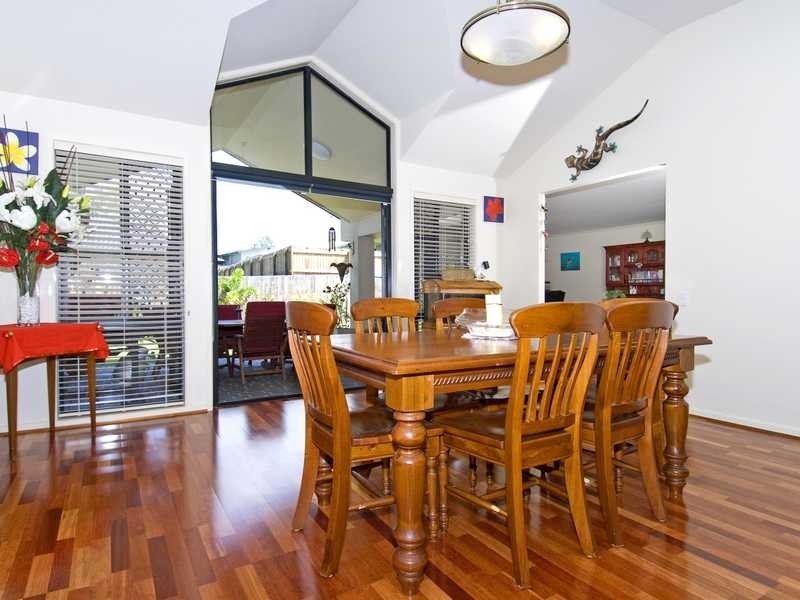 15 Gumtree Ct, Tingalpa QLD 4173
