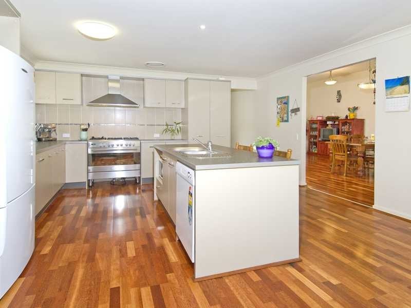 15 Gumtree Ct, Tingalpa QLD 4173