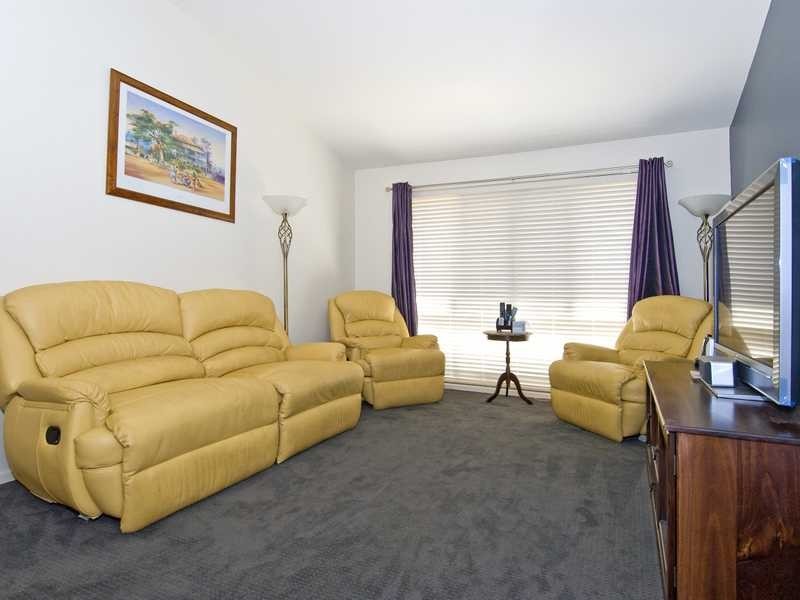 15 Gumtree Ct, Tingalpa QLD 4173