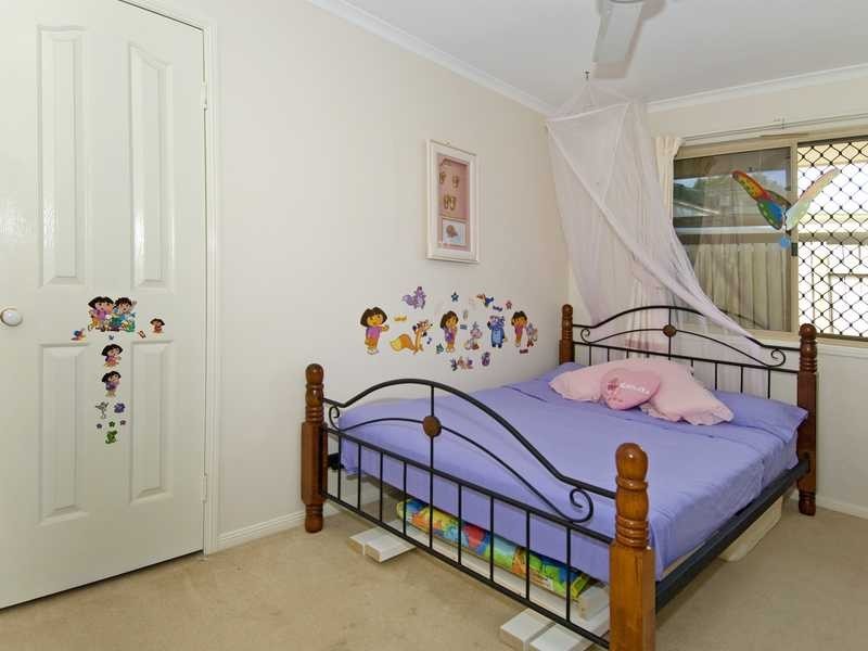 70 Fryar Street, Victoria Point QLD 4165