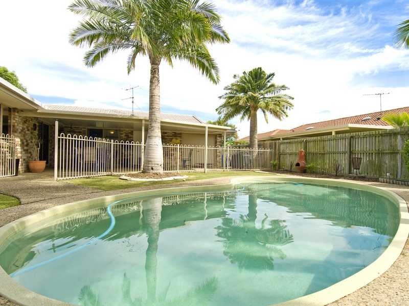 70 Fryar Street, Victoria Point QLD 4165