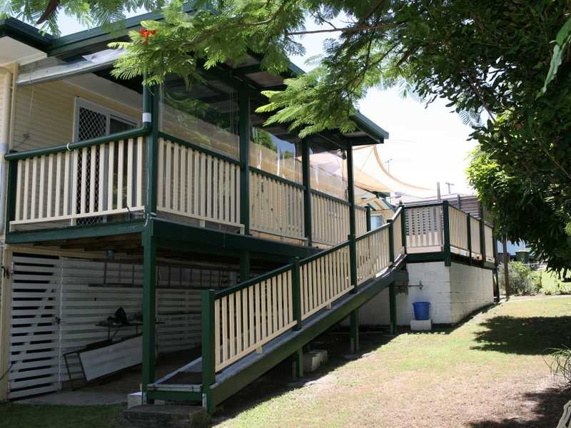 6 Greta St, Manly West QLD 4179