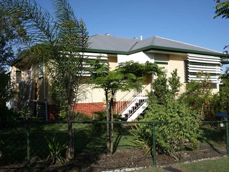 6 Greta St, Manly West QLD 4179