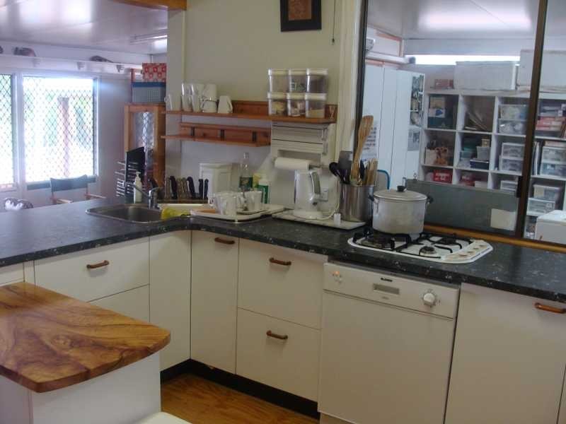 47 Allen St, Wynnum QLD 4178