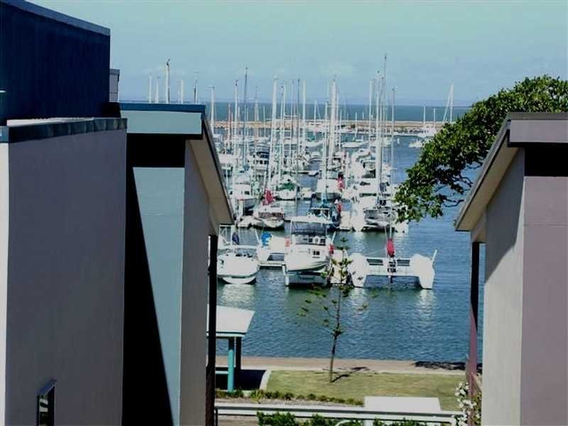 5-226 Stratton Tce, Manly QLD 4179