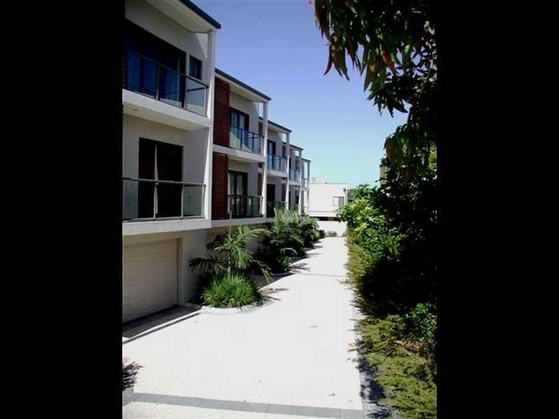 5-226 Stratton Tce, Manly QLD 4179