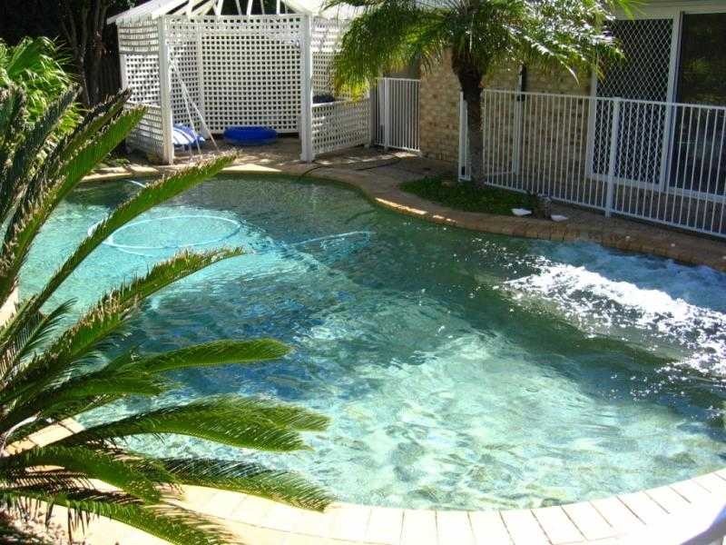 9 Adrian Street, Victoria Point QLD 4165