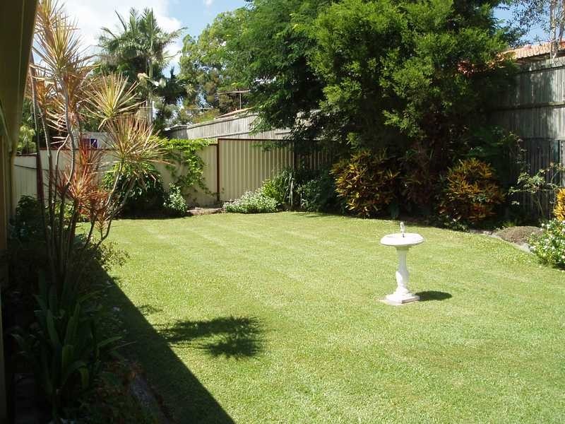 10 Beverley Road, Wynnum West QLD 4178