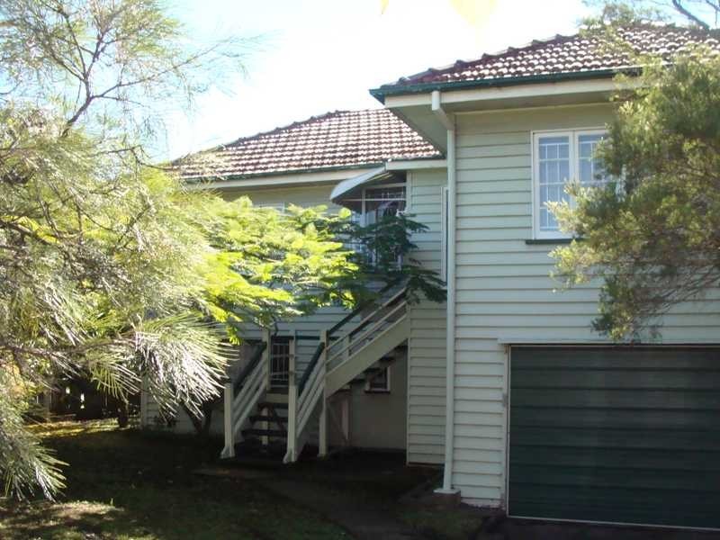 51 Orwell St, Camp Hill QLD 4152