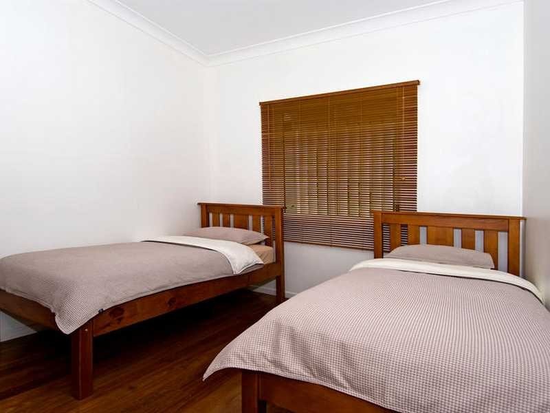 31 Bowering St, Lota QLD 4179