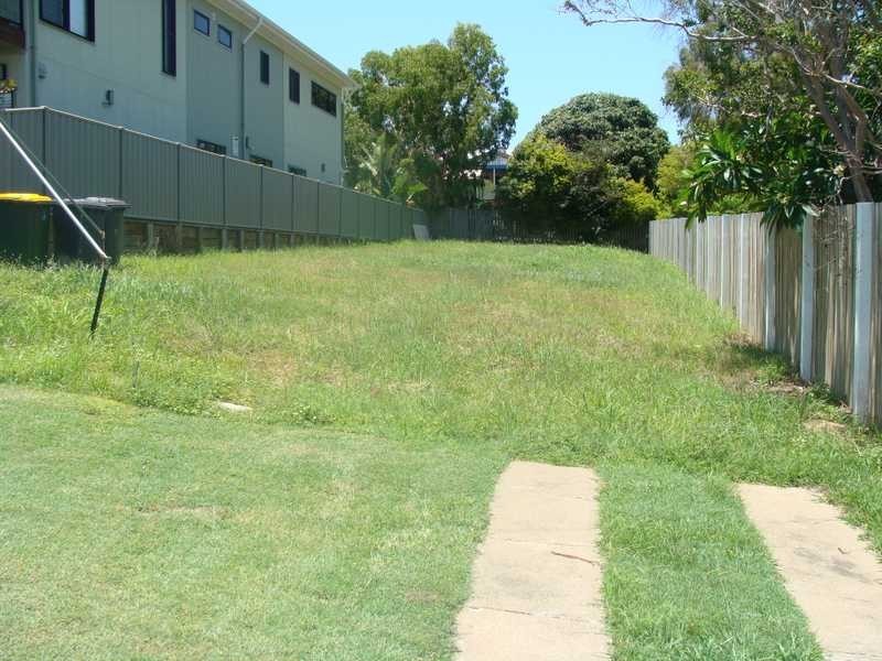 50 Crown St, Wynnum QLD 4178
