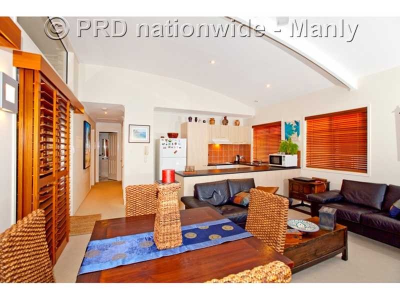 9-24 Yamboyna St, Manly QLD 4179