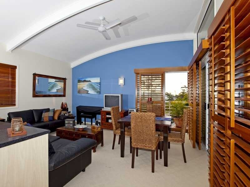9-24 Yamboyna St, Manly QLD 4179