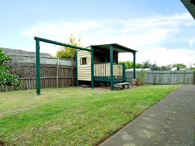 4 Radford Rd, Manly West QLD 4179