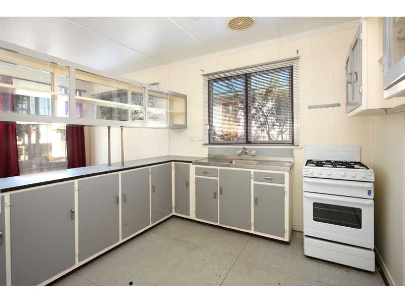 5 Rickston ST, Manly West QLD 4179